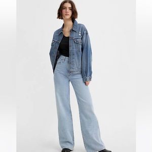 Levis Wide Leg Ribcage Jean
